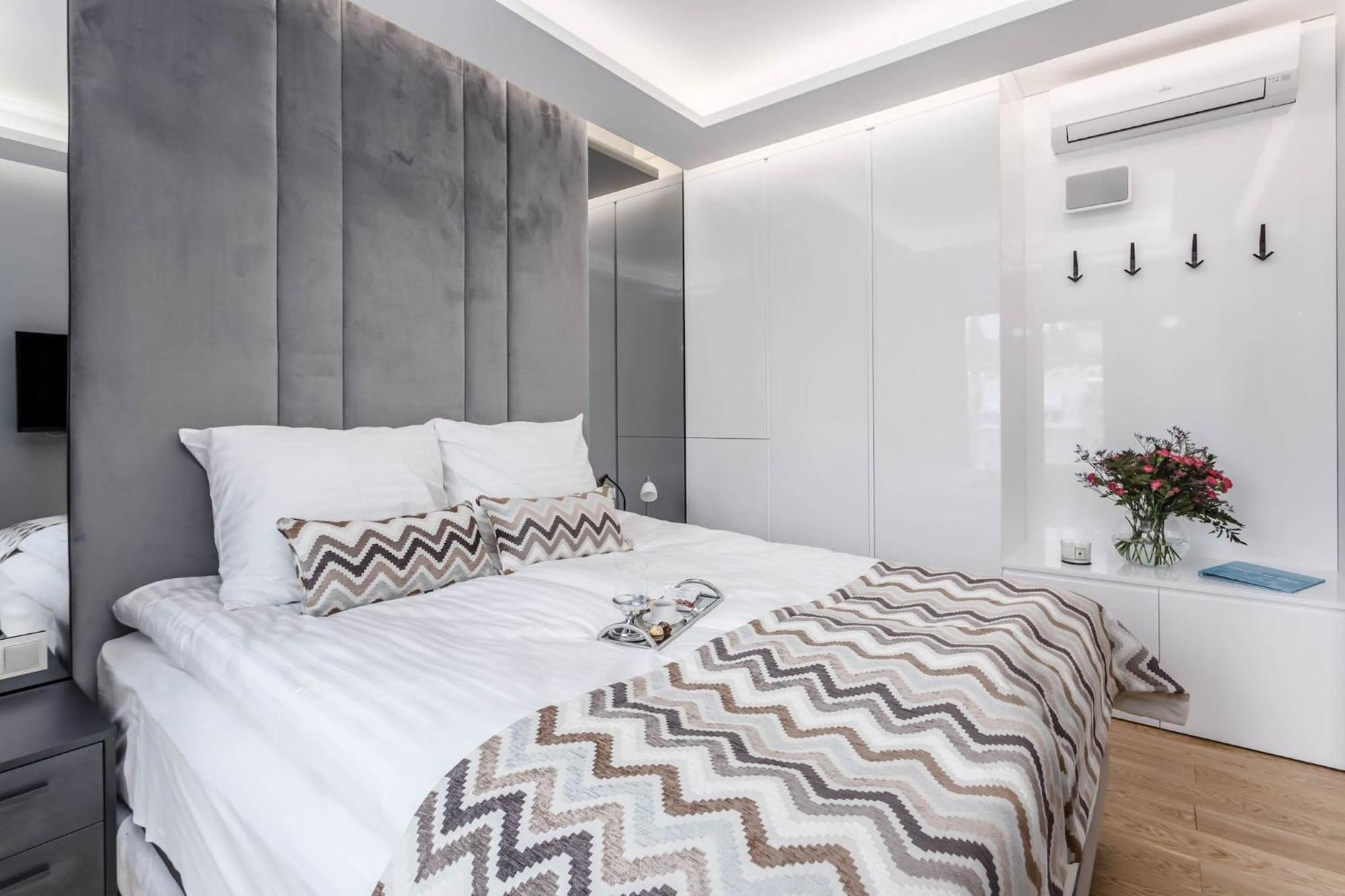Deo Plaza - Apartamenty Old Town By Rent Like Home Gdansk Ngoại thất bức ảnh